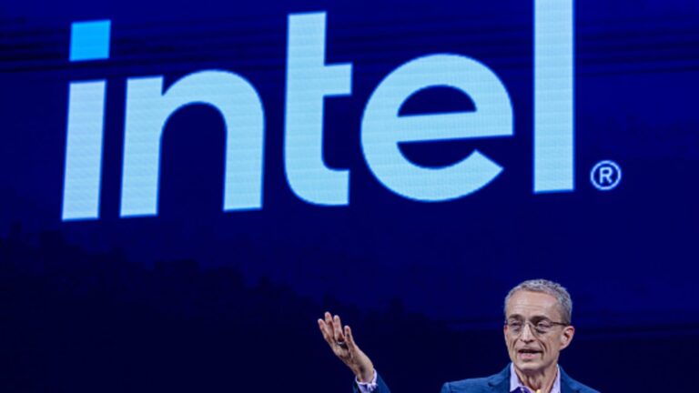 Intel CEO talks of regaining market share