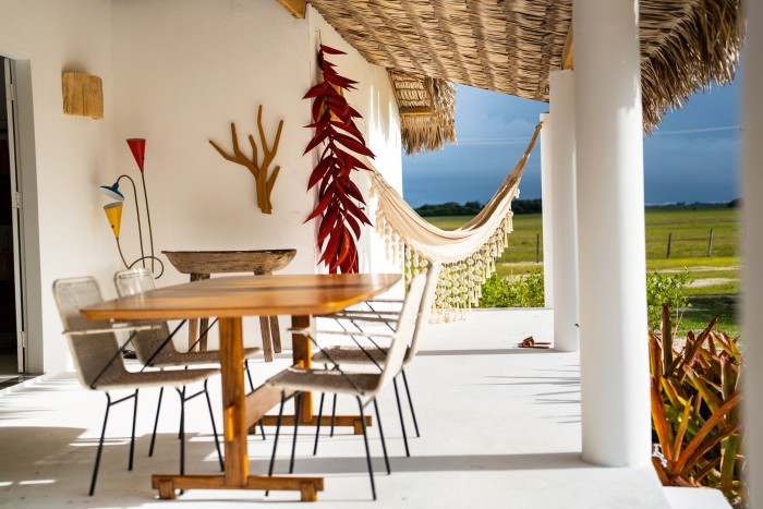 The terrace at Oiá Casa Lençois near Santo Amaro in Brazil