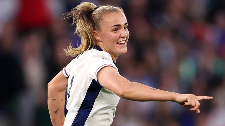 Georgia Stanway celebrates her opener for England against France. 