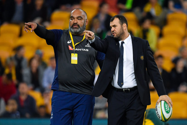 Australia coach Michael Cheika with forwards coach Simon Raiwalui.