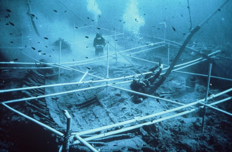 Surprise Discovery Reveals Secrets of Ancient Greek Shipwreck