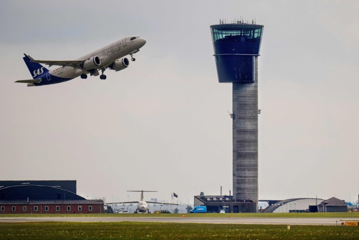 An SAS flight takes off at Copenhagen Airport