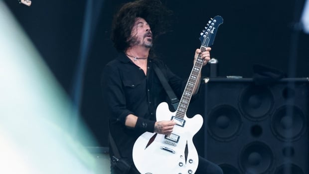 Foo Fighters’ Dave Grohl riles Taylor Swift fans with concert comment