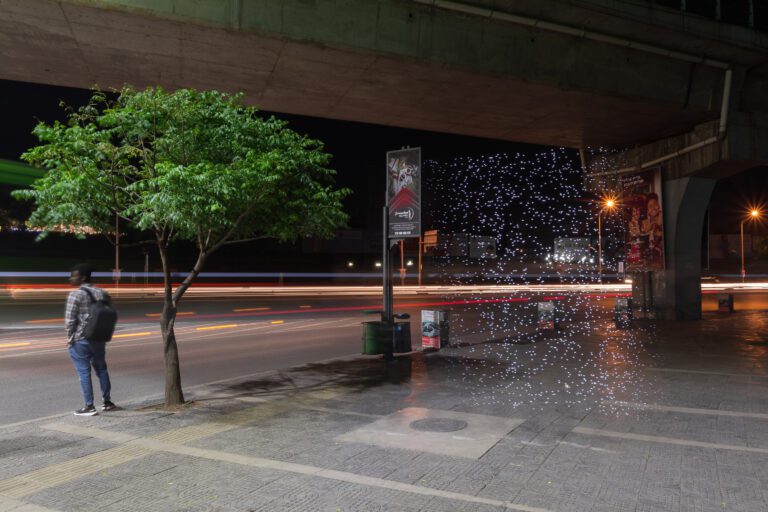 ‘Painting with light’ illuminates photo evidence of air pollution