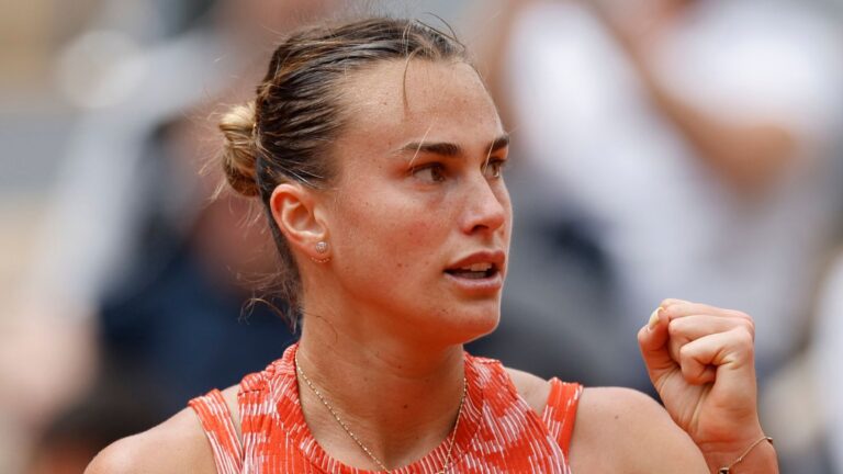 French Open: Aryna Sabalenka and Elena Rybakina cruise into Roland Garros quarter-finals | Tennis News