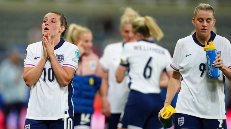 England Women 1 – 2 France Women