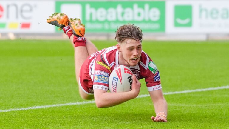 Farrimond excels on home debut as Wigan dominate Broncos