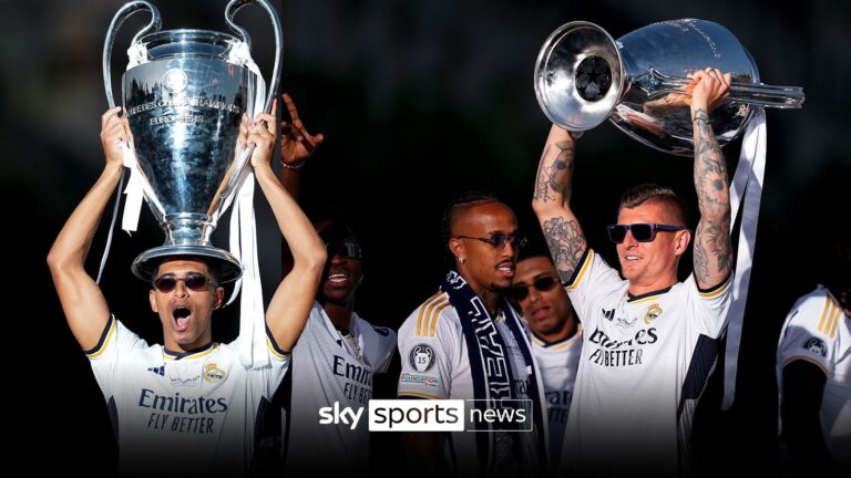 Carlo dancing, Bellingham's Spanish speech and Kroos honoured | Real parade best bits