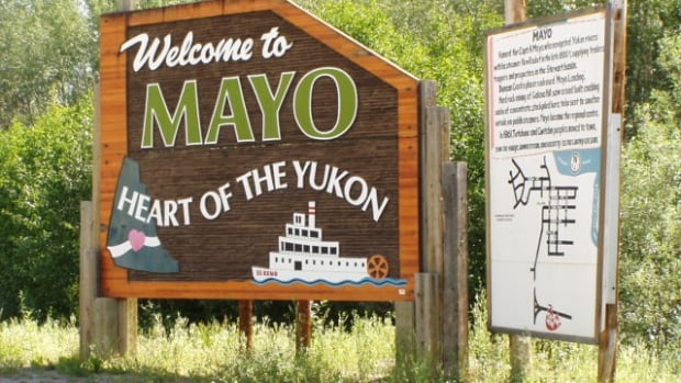 Residents of Mayo, Yukon, should prepare for possible wildfire evacuation, gov’t says