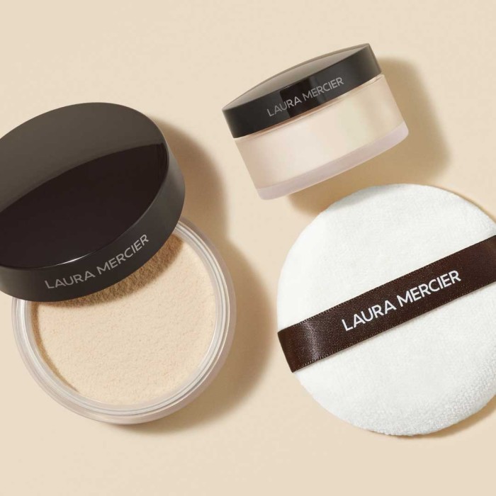 Laura Mercier Translucent Loose Setting Powder Mini, £21.50