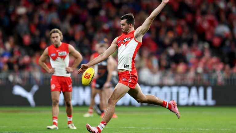 Logan McDonald signs four-year contract extension with Sydney Swans until 2028