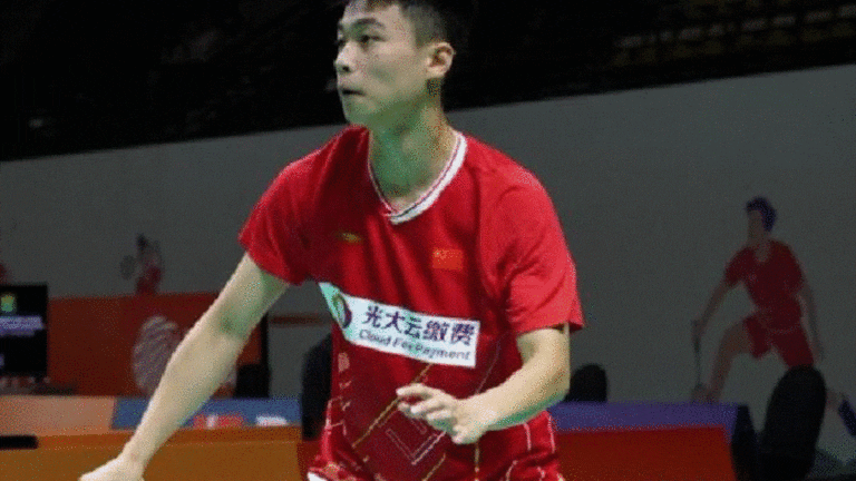 Teenage Chinese badminton player dies on court; raises questions in China