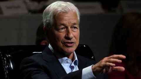 Jamie Dimon giving a speech