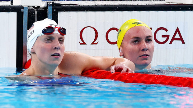 Katie Ledecky (left) and Ariarne Titmus.