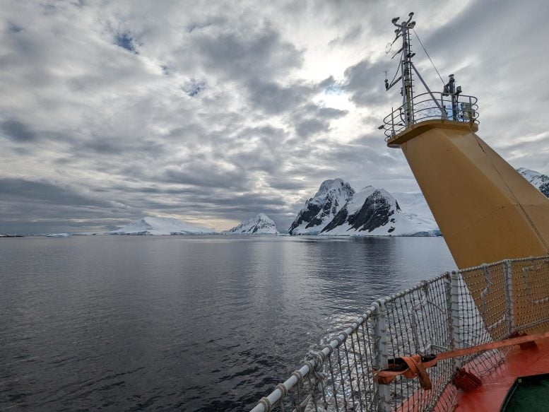 CO2 Flux System on the RRS Sir David Attenborough