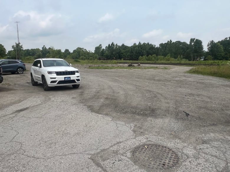 This spot, where the pavement ends at the north end of St.Catharine Street is about 50 metres south of the tracks.