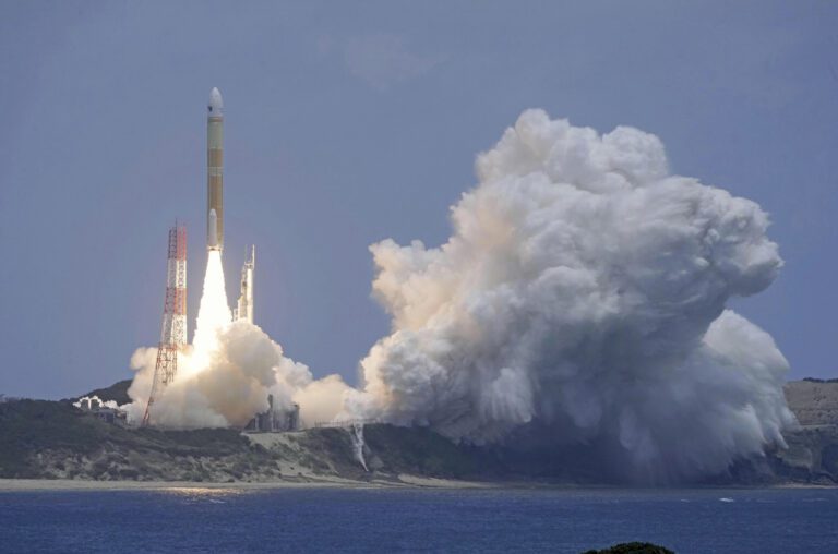 Japan launches an advanced Earth observation satellite on its new flagship H3 rocket