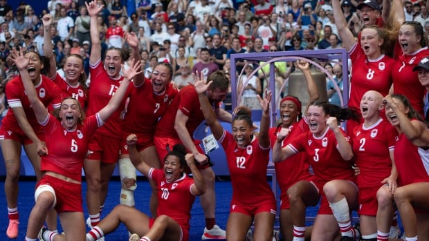 Canadian women’s rugby 7s team to face New Zealand for Olympic gold after stunning Australia