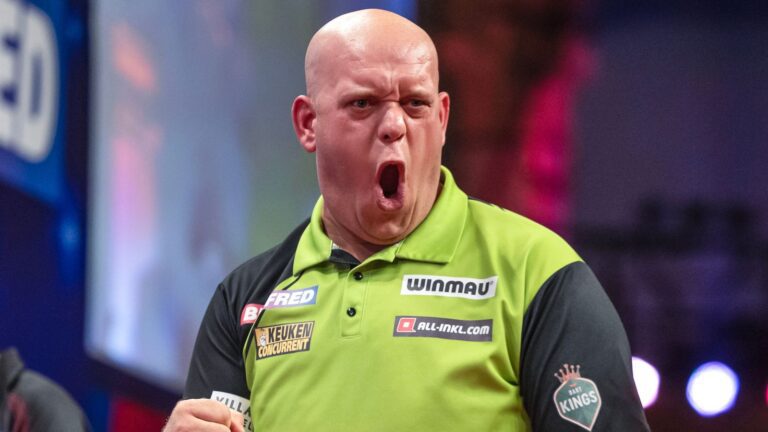 World Matchplay: Michael van Gerwen sets up dream final against Luke Humphries in Blackpool | Darts News