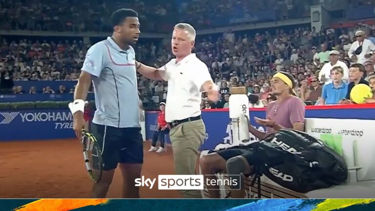 Underarm serve causes umpire to separate Zverev and Fils!