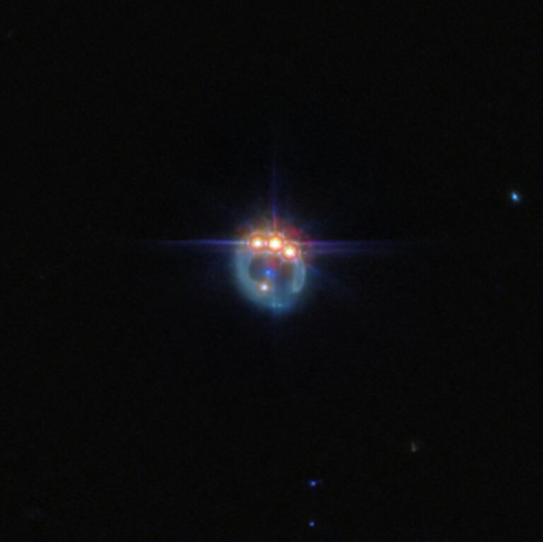 Webb admires bejeweled ring of the lensed quasar RX J1131-1231