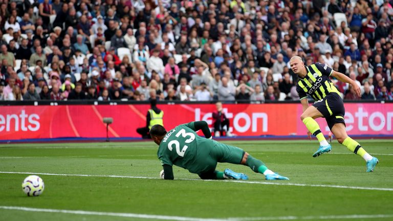 Erling Haaland scores Manchester City's second goal 