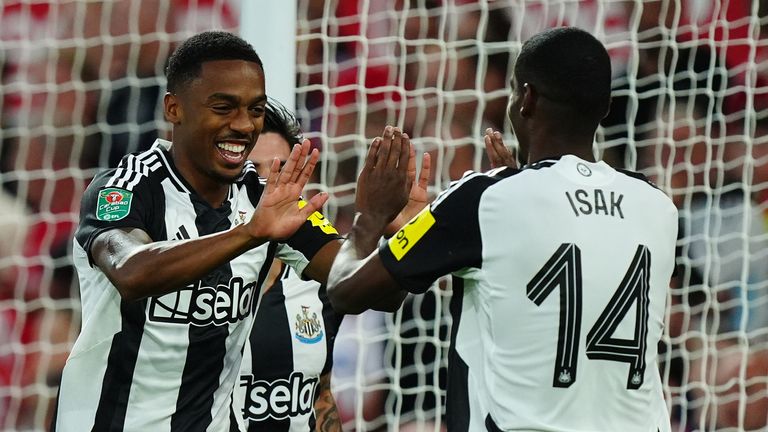 Joe Willock scores early for Newcastle against Nottingham Forest in the Carabao Cup