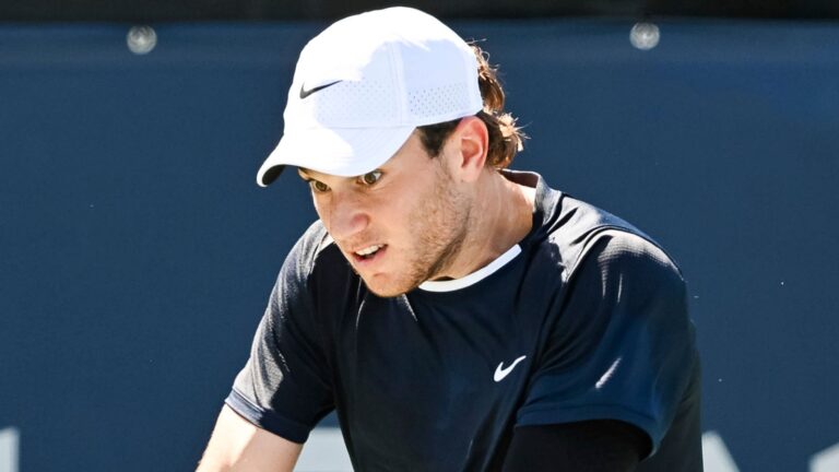 Cincinnati Open LIVE! Draper battles back to beat Tsitsipas