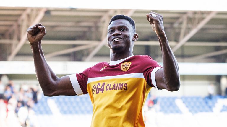 Moses Ebiye celebrates his stoppage-time winner at St Johnstone