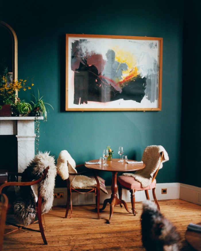 A dining room at the Taybank Hotel