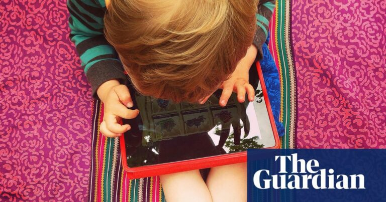 No screens before age of two, Swedish health authority tells parents | Sweden