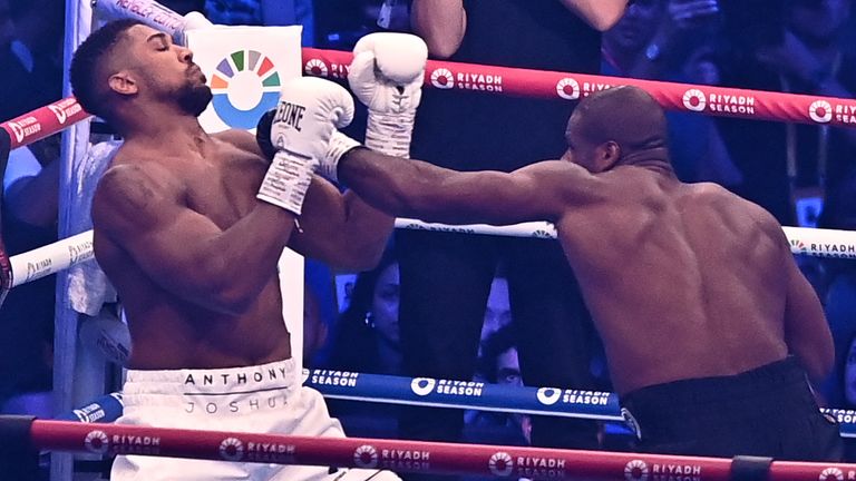 ANTHONY JOSHUA V DANIEL DUBOIS.RIYADH SEASON  WEMBLEY, 21/09/2024.PIC CHRIS DEAN/BOXXER.(PICS FREE FOR EDITORIAL USE ONLY).IBF WORLD HEAVYWEIGHT CHAMPIONSHIP.ANTHONY JOSHUA V DANIEL DUBOIS.