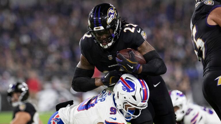 Buffalo Bills 10-35 Baltimore Ravens: Derrick Henry runs wild in NFL thrashing on home soil | NFL News