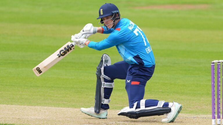 Vitality County Championship: Nottinghamshire look to escape relegation with Freddie McCann century against Warwickshire | Cricket News