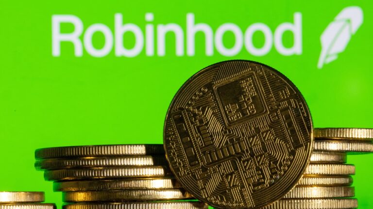 Robinhood launches crypto transfers in Europe in push overseas