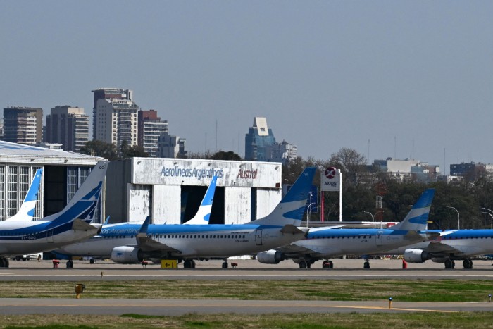 Aerolíneas Argentinas jets at an airport in Buenos Aires