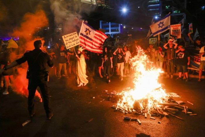 Protesters in Tel Aviv call for a deal to release the Israelis held hostage by Hamas