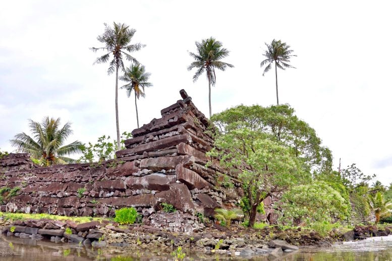 Royal Tomb Complex of Nan Madol