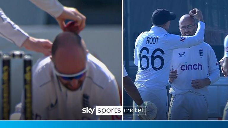 Joe Root shines ball on Jack Leach&#39;s head