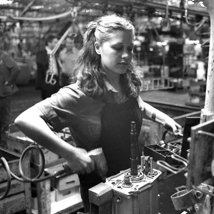 A woman working at the Fiat Mirafiori plant in Turin in 1980