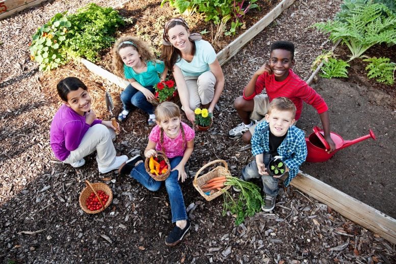 Kids in Community Garden