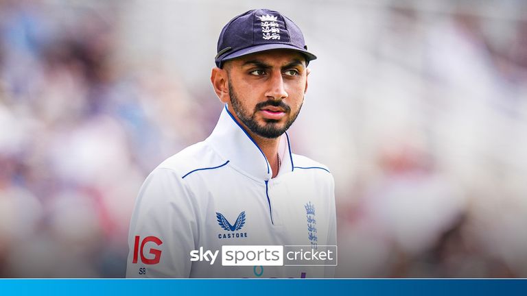 England&#39;s Shoaib Bashir during day two of the second Rothesay Men&#39;s Test match at Lord&#39;s, London. Picture date: Friday August 30, 2024.