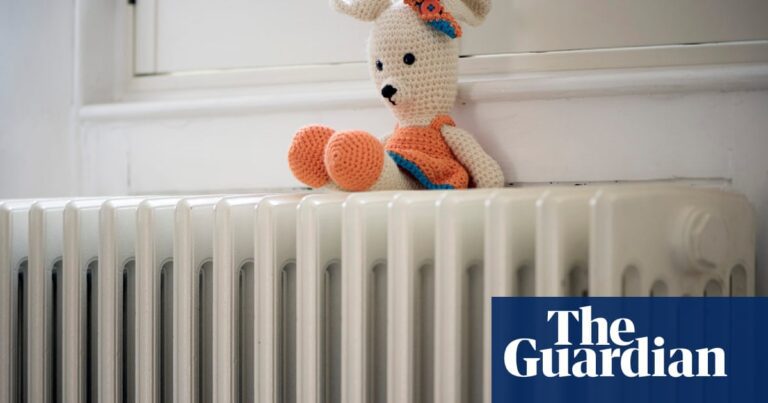 Save £100 or more by switching energy tariffs, say experts | Energy bills