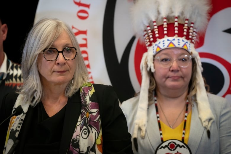 Patty Hajdu standing next to Cindy Woodhouse Nepinak.