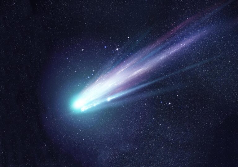 October’s Spectacular Comet Lights Up the Night Sky