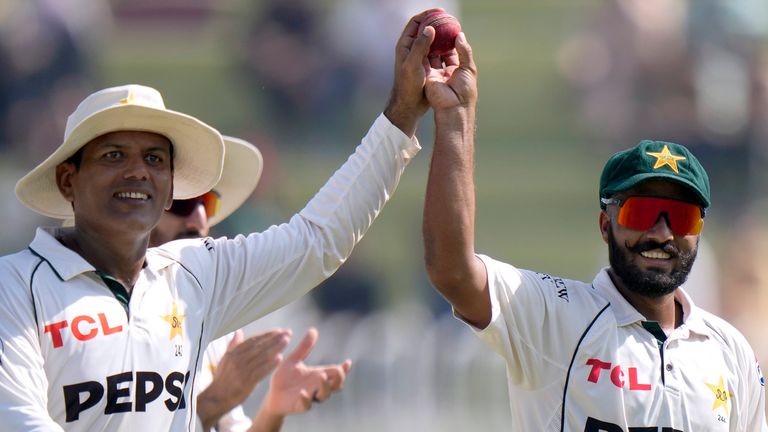 Pakistan's Noman Ali (left) and Sajid Khan (right) against England (Associated Press)