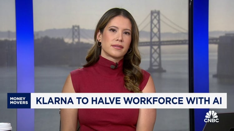 Klarna to halve workforce with AI