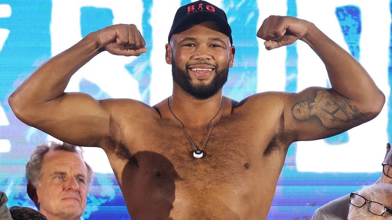 Frazer Clarke at the weigh-in ahead of his fight against Fabio Wardley in Riyadh