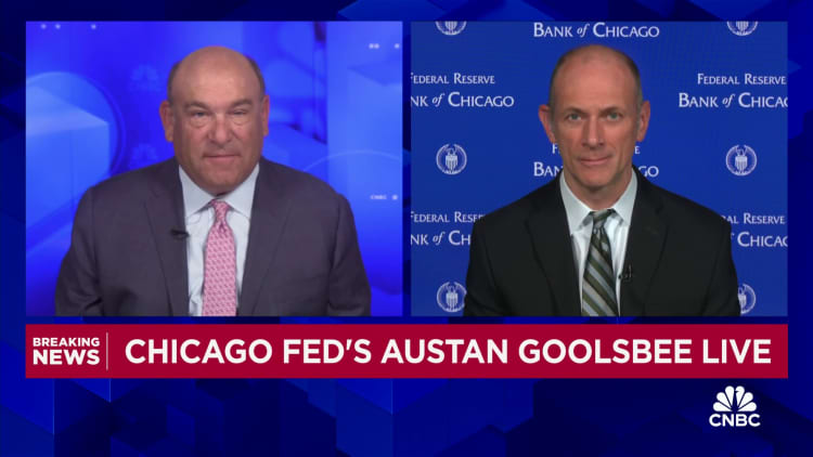 Chicago Fed's Goolsbee: Inflation has come down and job market is around full employment level