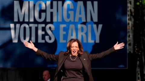 Democratic presidential nominee vice-president Kamala Harris arrives to speak at a campaign rally in Riverside Park, October 18 2024